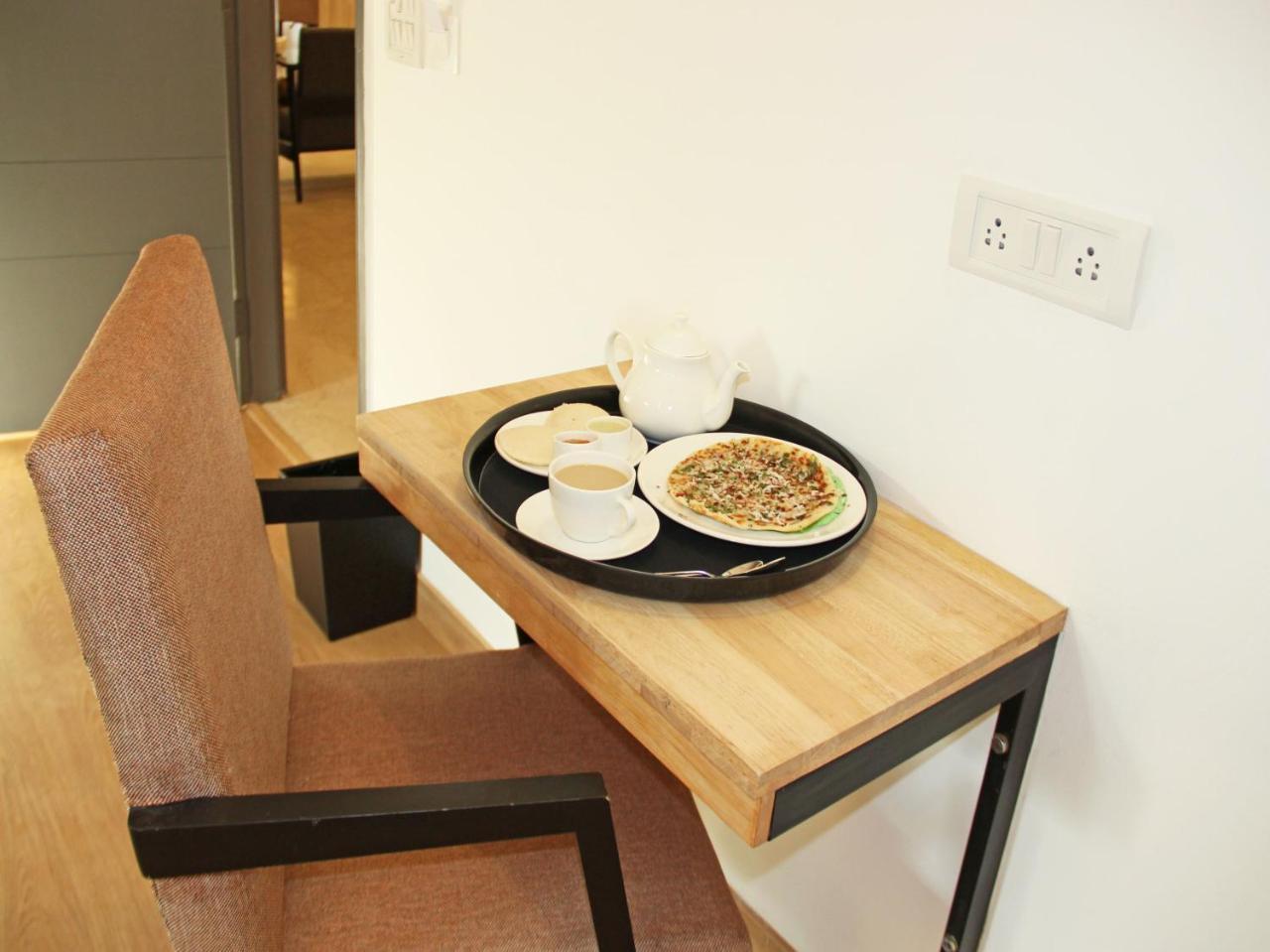 Oyo 4606 Hotel Maple Green Suites Bangalore Extérieur photo